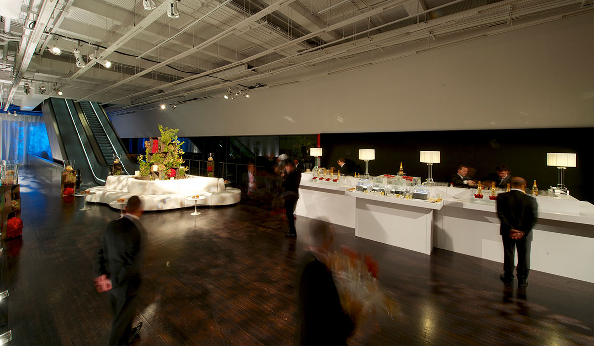 The Eyal Ofer Level 3 Concourse